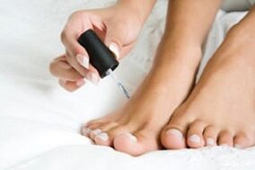 nail polish for treating foot fungus